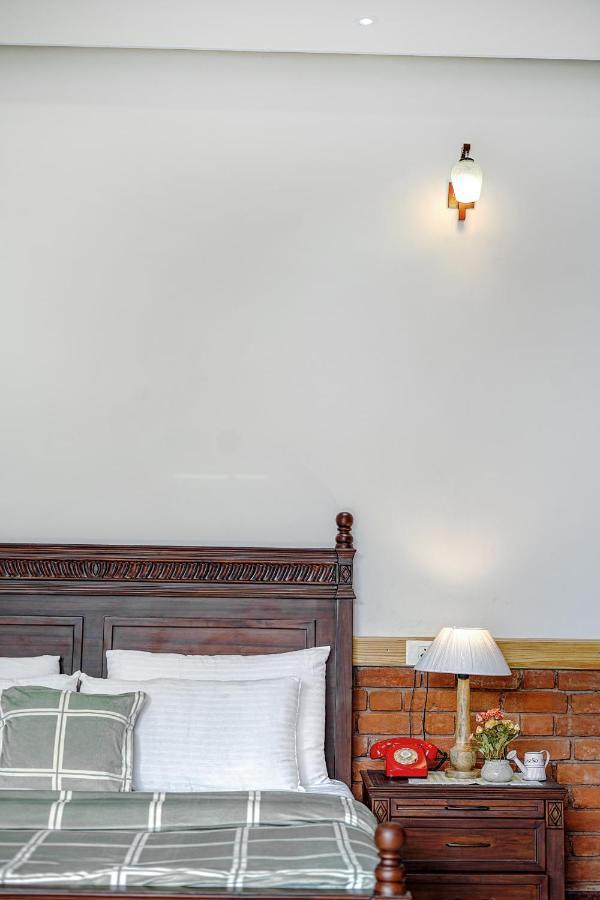 Saffronstays Woodpeckers Villa, Dehradun Rājpur Kültér fotó