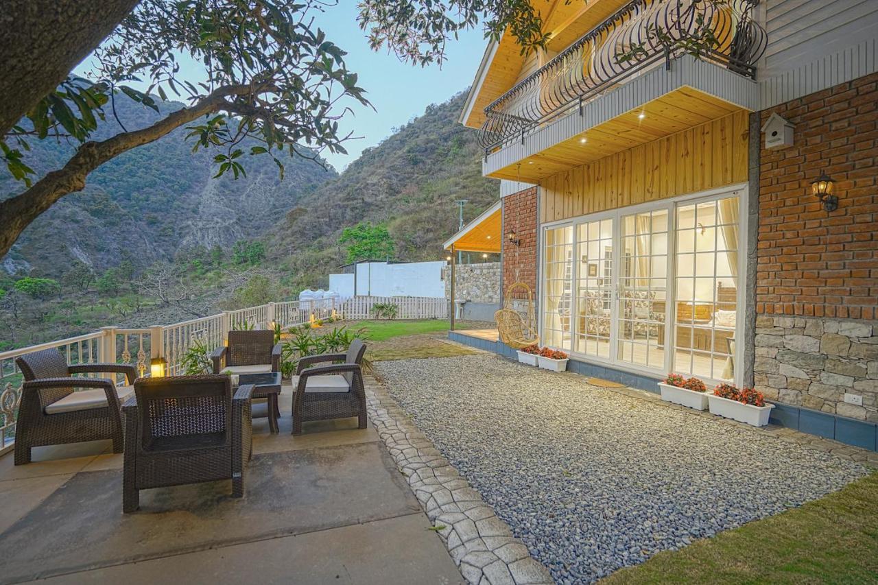 Saffronstays Woodpeckers Villa, Dehradun Rājpur Kültér fotó