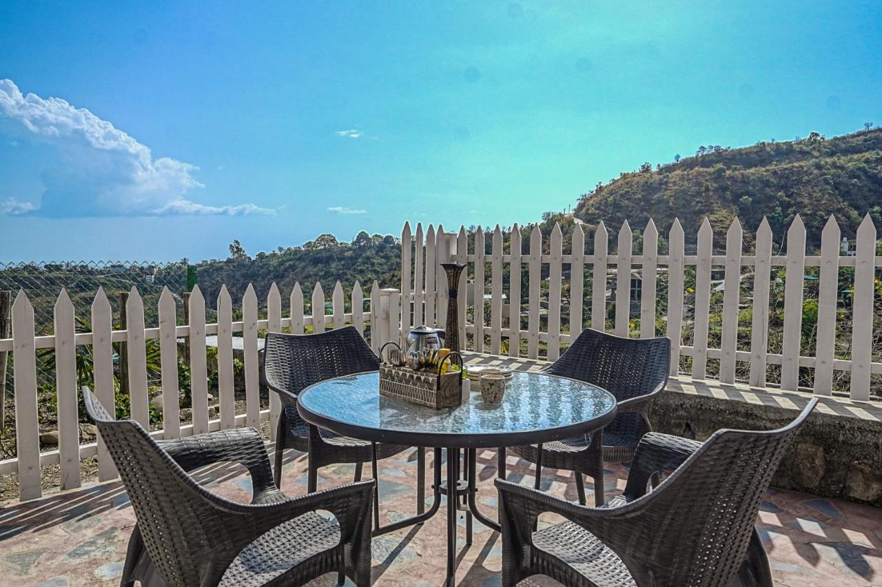 Saffronstays Woodpeckers Villa, Dehradun Rājpur Kültér fotó